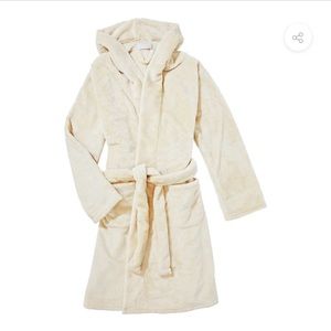NWT $70 Summer & Rose Cozy Robe